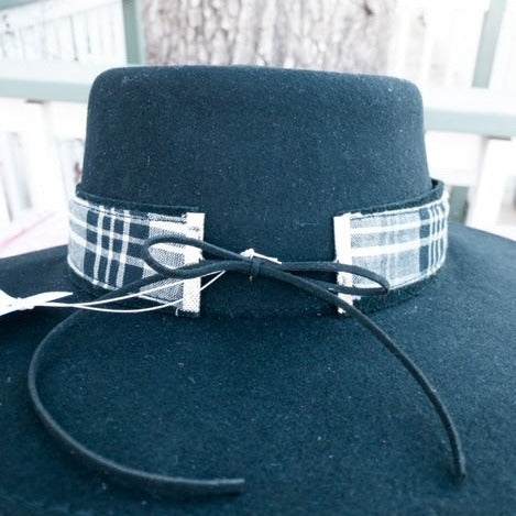 Classic - Black and White Plaid