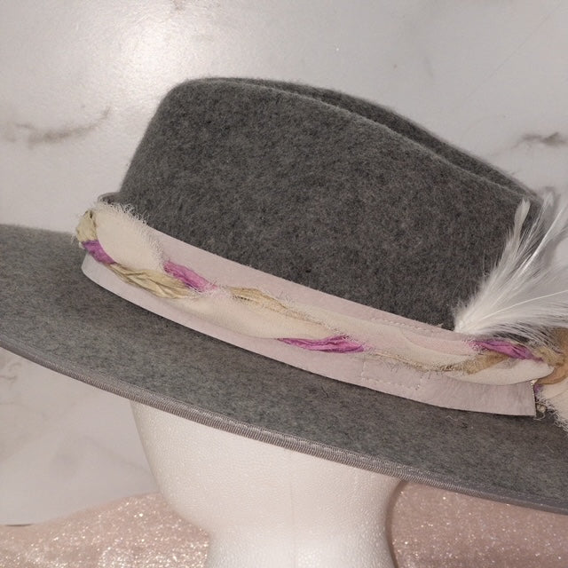 Soft Pink/Lavender, Gold and White